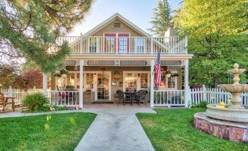 Prescott Pines Inn Bed And Breakfast