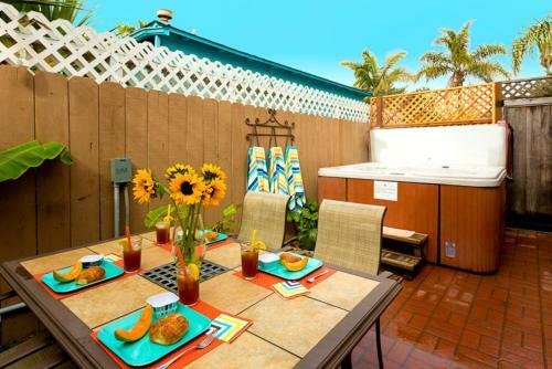 #363 - Poolside Paradise Three-bedroom Holiday Home