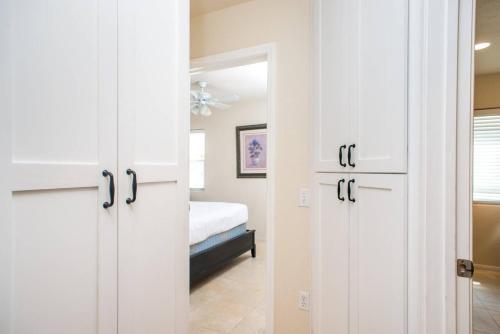 Apartamento Two-bedroom, One-bath Apt