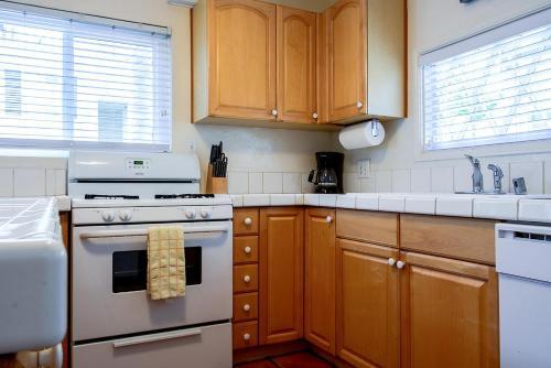 Four Bedroom- South Mission Duplex