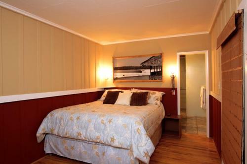 #370 - Tropical Paradise Two-bedroom Holiday Home