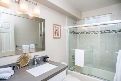 Three-bedroom, Three-bath Pacific Beach Home