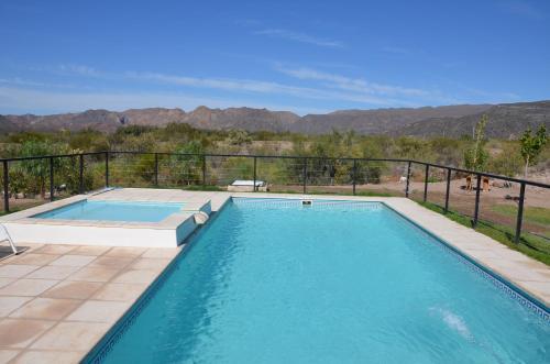Lodge Caba�as La Emilia Apart