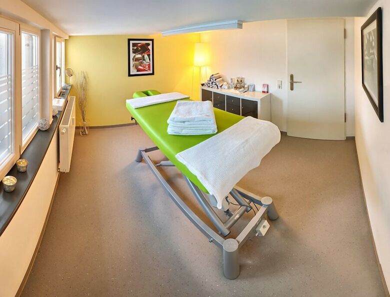 V8 Hotel Classic Motorworld Region Stuttgart