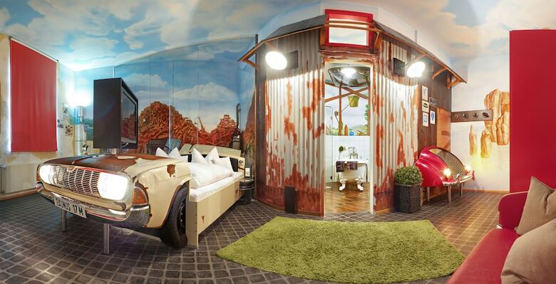 V8 Hotel Classic Motorworld Region Stuttgart