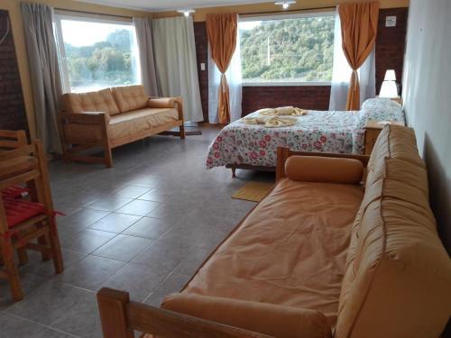 Hostal Aparthotel Pehuenia
