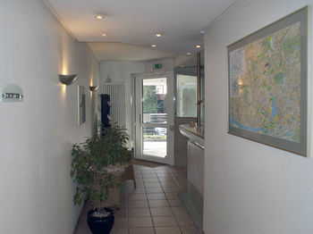 Entr�e Gro� Borstel Garni Hotel