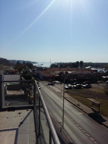 Apartamento Frente Al R�o