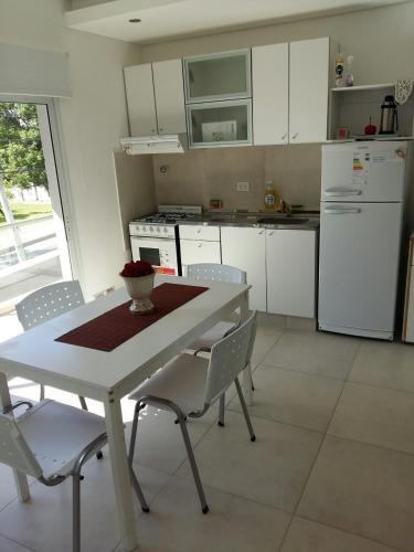 Apartamento Frente Al R�o