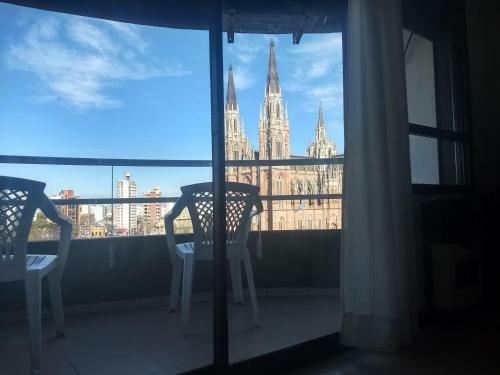 Apartamento Departamento Plaza Moreno