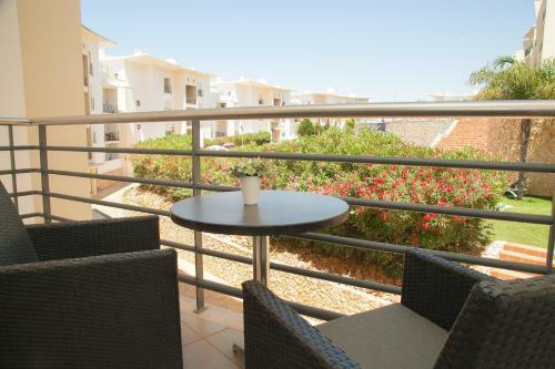 Spacious T1 Apartment With Sea Wiev