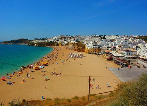 Apartamento Edif�cio Sequeira - Alojamento Local By Portugalferias