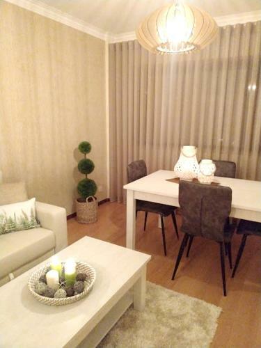 Apartment R. Carlos Teixeira