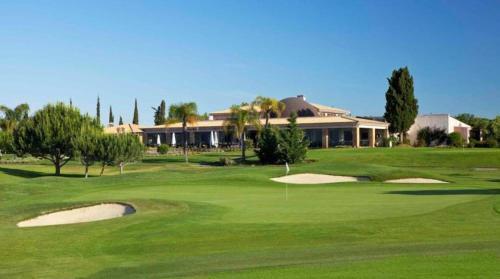 Residence Golf Club - Apartamento 322