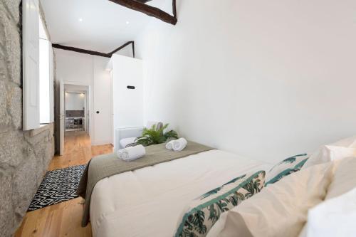 Lovelystay - Dirk Apartment Almada 3� T