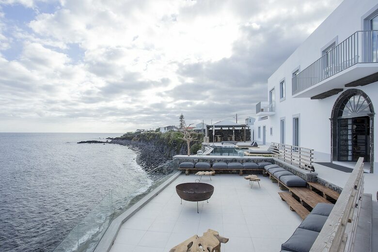 Hotel White Exclusive Suites & Villas