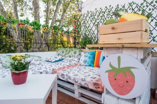 Albergue Cascais Terrace Fruit Point