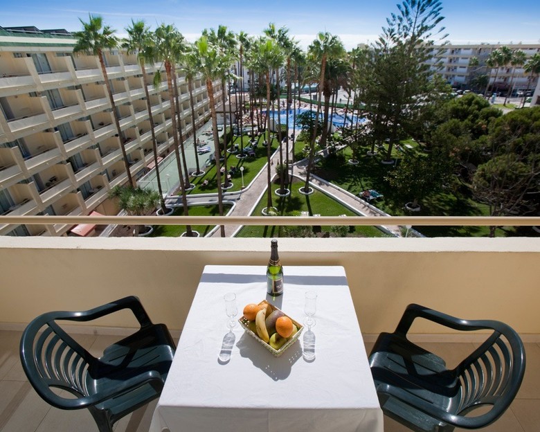 Apartamentos Playa Del Sol S�lo Adultos