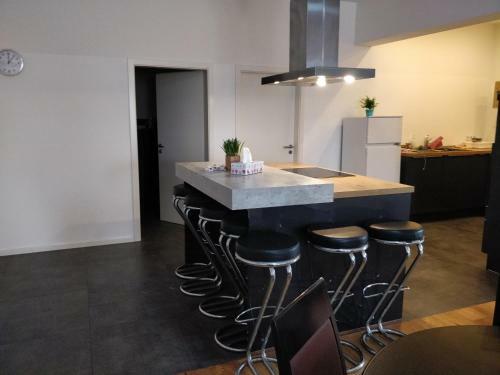 Apartamento Avi City Bighouse