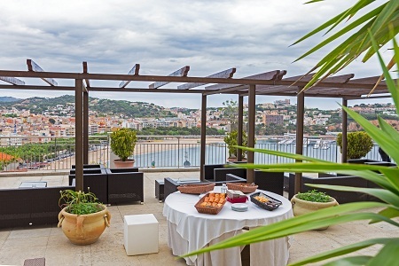 Montjoi By Brava Hoteles