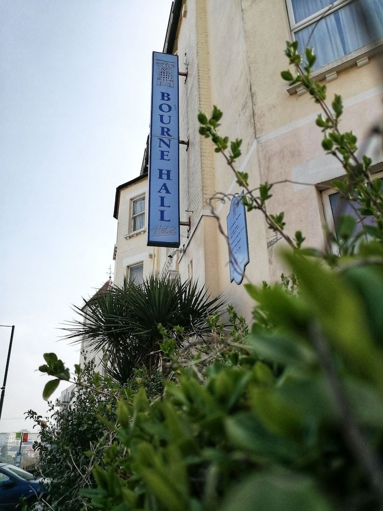 Hotel Bourne Hall