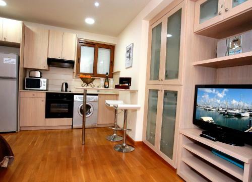 Ithaki Phinikoudes Apartment 307