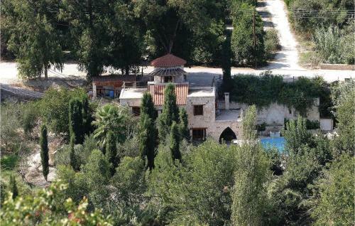 Three-bedroom Holiday Home In Miliou Paphos