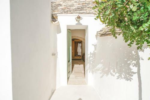 Bed & Breakfast Trulli Ant� Charme & Relax