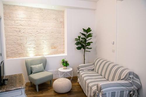 Hostal The Guest House - Palazzo Scotto