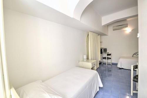 Amalfi Villa Sleeps 5 Air Con Wifi