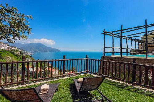 Amalfi Villa Sleeps 12 Pool Air Con Wifi
