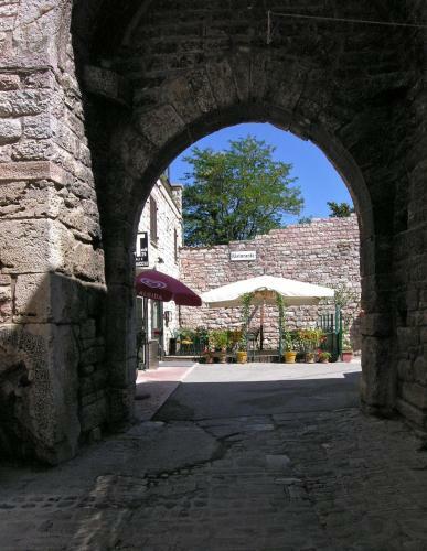 Hotel Albergo La Rocca