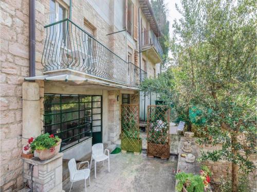 Three-bedroom Apartment In Assisi -pg-