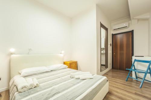 Hostal Residence Del Teatro Al Porto
