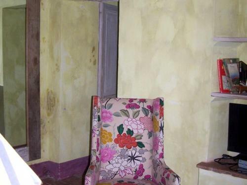 Castiglioncello Del Trinoro Villa Sleeps 10 Pool