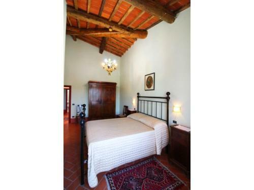 Patalecchia Villa Sleeps 10 Pool Wifi