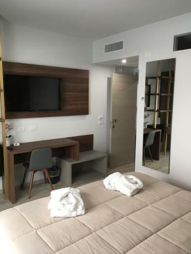 8room Hotel