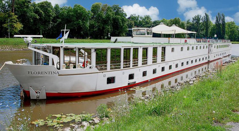 Hotel Florentina Boat