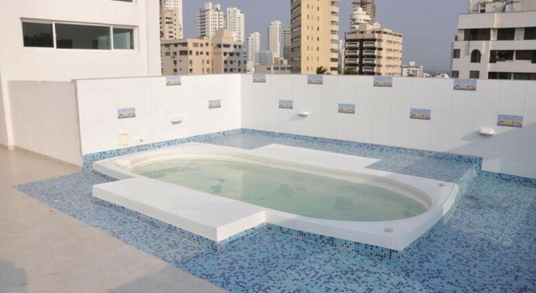 Hotel Coral Reef
