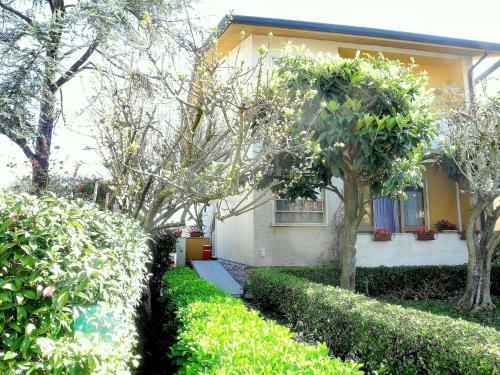 Villino La Rosa A Viareggio