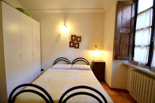 Turin Apartment Sleeps 4 Wifi