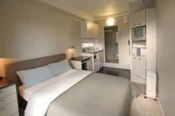 Hotel All Seasons Auckland