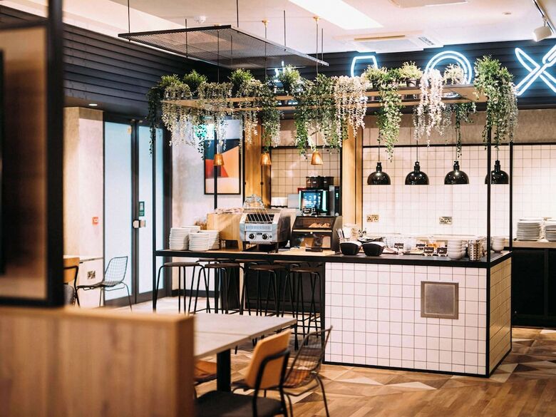 Hotel Ibis Belfast City Centre