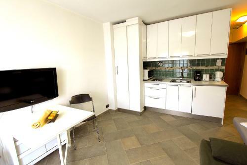 Blue Sky Apartment By Connexion