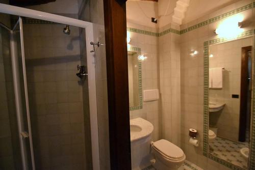 Siena Villa Sleeps 5 Pool Wifi