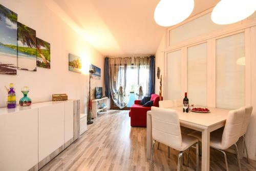 Sirmione Lake And Pool Holiday Apartment