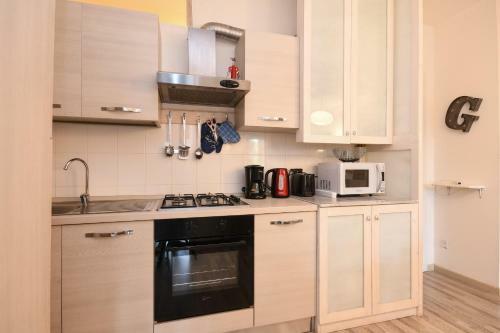 Sirmione Lake And Pool Holiday Apartment