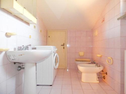 Apartamento S164 - Sirolo, Meravigliosa Villa Con Giardino