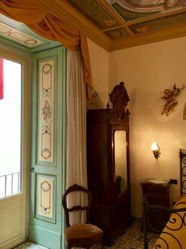 Hostal Old Taverna Sorrentina