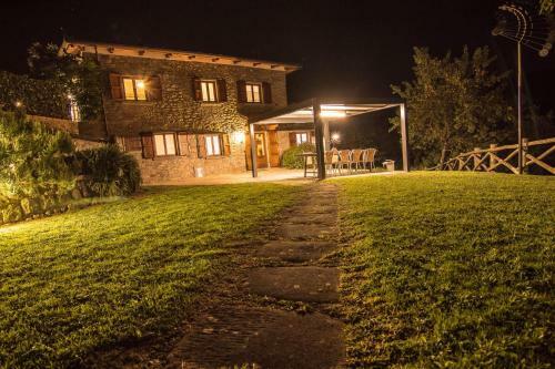 Calcinaia Villa Sleeps 14 Pool Wifi
